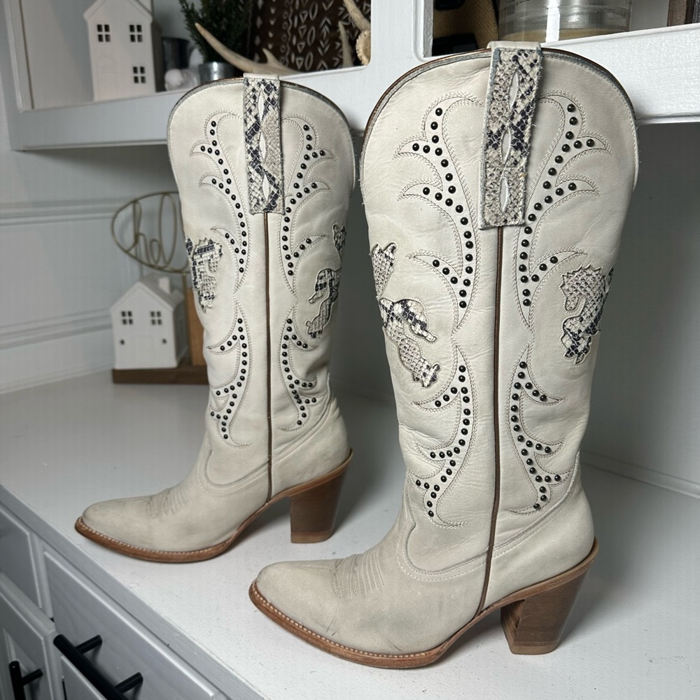 Idyllwind Cream Heeled Boots with Snakeskin Accents